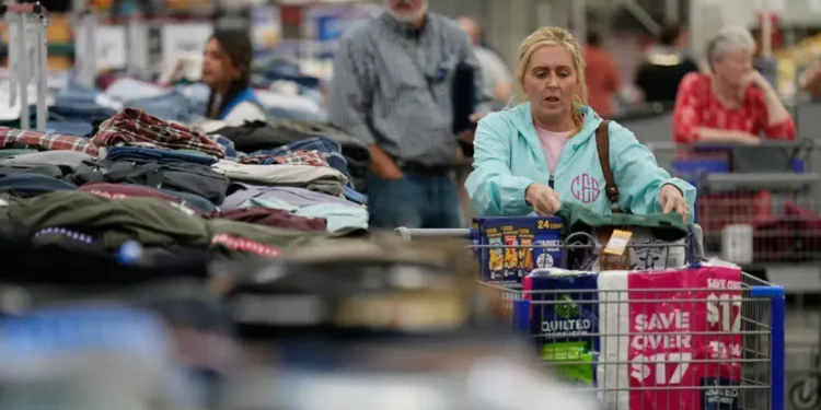Trump Declares Inflation “Defeated” as Fed Cuts Rates Despite Rising Prices - AP Photo/Charlie Riedel
