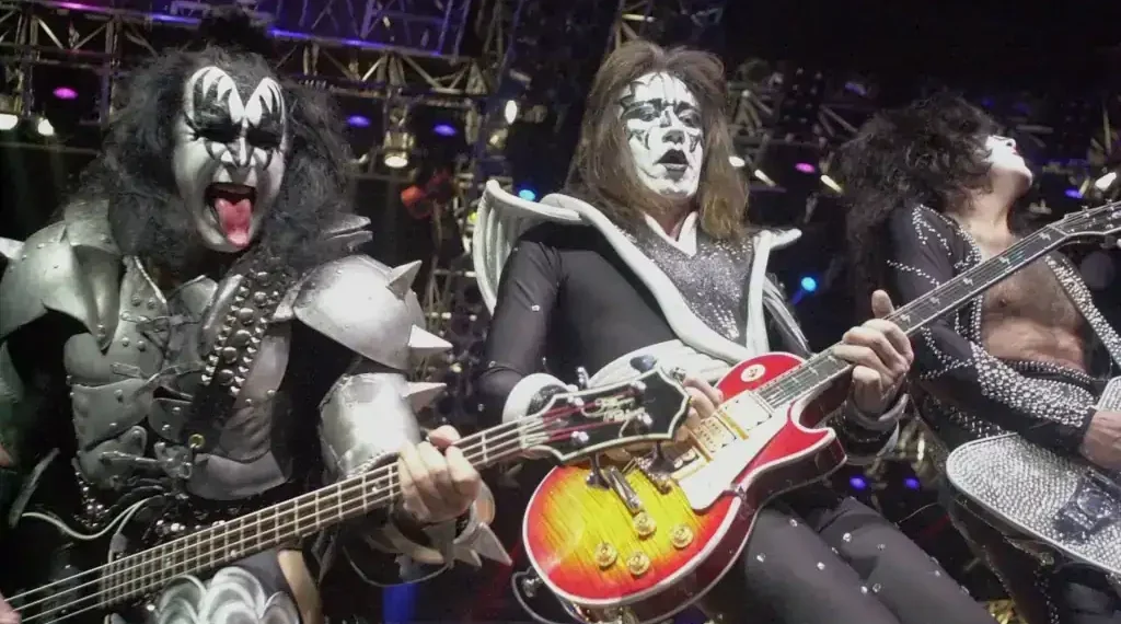 Ace Frehley, Kiss Guitarist and Founding Member, Dies at 74 - AP Photo/ Paul Warmer, File