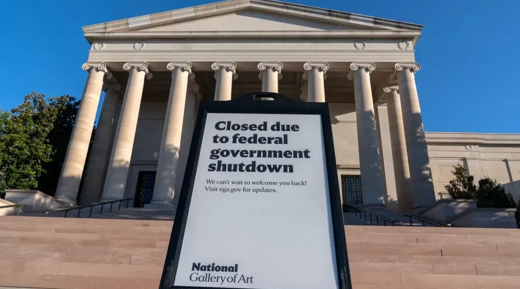 U.S. Government Shutdown Nears Historic Length Amid Deepening Economic Strain - AP Photo/Jose Luis Magana