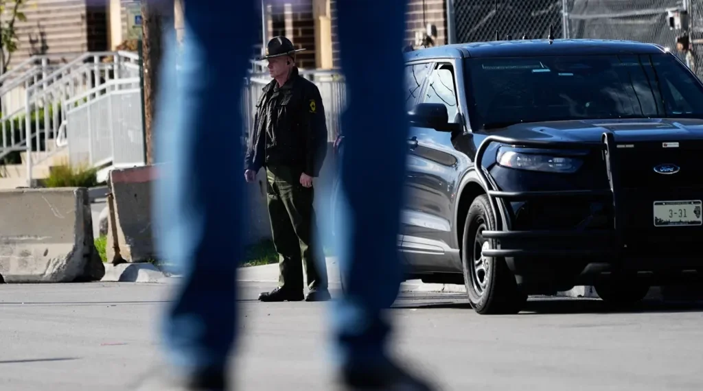 Courts Weigh Trump’s National Guard Deployments in Chicago, Portland, and L.A. - AP Photo/Nam Y. Huh