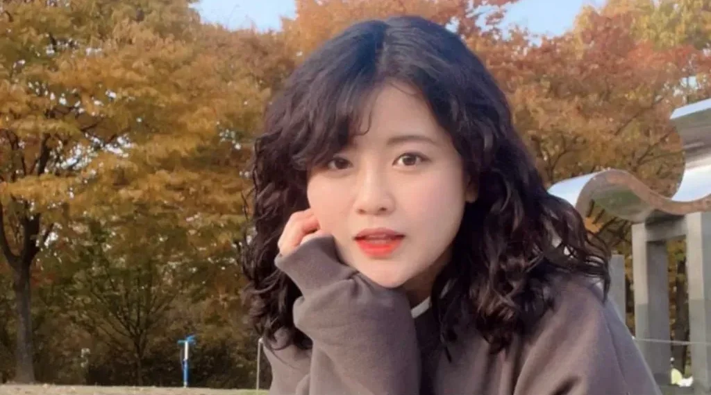 South Korean Author Baek Se-hee Dies at 35, Remembered for Mental Health Memoirs - Baek Se-hee/Instagram