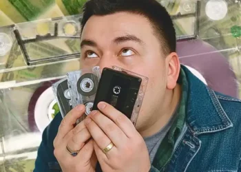 Cassette Tape Prices Soar Over 1,000% Amid Retro Collector Boom - images Headphonesty