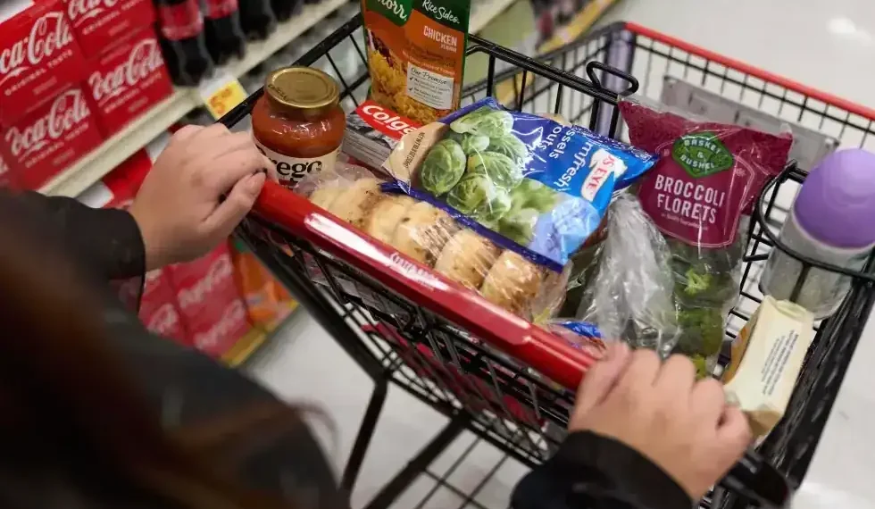 SNAP Benefits Safe for October, But Shutdown Threatens Food Aid in November - AP Photo/Allison Dinner, File