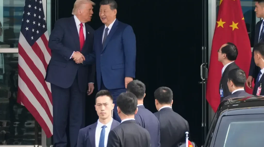 U.S. Top Recipient of Chinese State Bank Loans Over 25 Years - AP Photo/Mark Schiefelbein