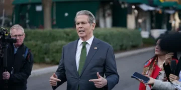 Treasury Reclassifies Tax Credits, Affecting DACA and TPS Immigrants - AP Photo/Allison Robbert