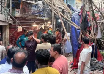 Bangladesh Earthquake Kills Five, Injures Over 450 Near Dhaka - Reuters/BBC