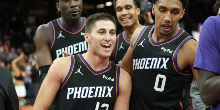 Phoenix Suns Stage Last-Minute Comeback to Beat Minnesota Timberwolves 114-113 - AP Photo/Rick Scuteri