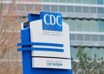 First Human Death from Rare H5N5 Bird Flu Confirmed in Washington State - Miguel Martinez/Atlanta Journal-Constitution via AP, File