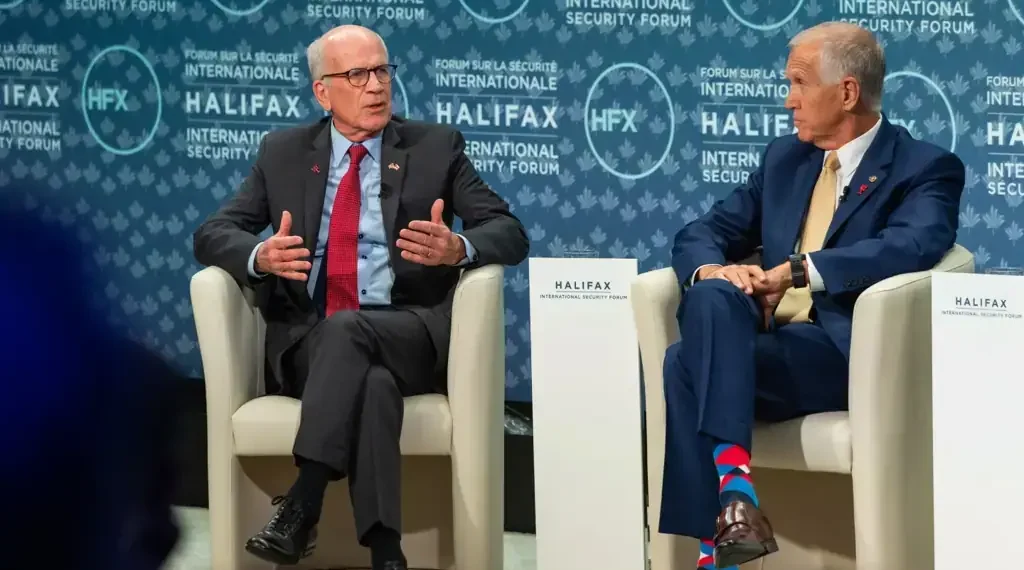 US Senators Warn Ukraine Peace Plan Mirrors Russian Demands, Say Proposal Is Not Official US Policy - Kelly Clark/The Canadian Press via AP