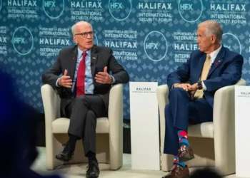 US Senators Warn Ukraine Peace Plan Mirrors Russian Demands, Say Proposal Is Not Official US Policy - Kelly Clark/The Canadian Press via AP