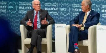 US Senators Warn Ukraine Peace Plan Mirrors Russian Demands, Say Proposal Is Not Official US Policy - Kelly Clark/The Canadian Press via AP