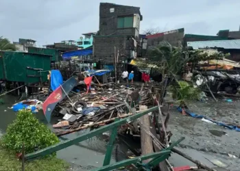Typhoon Fung-Wong Kills 18 in Philippines, Weakens as It Heads Toward Taiwan - AP Photo/Aaron Favila