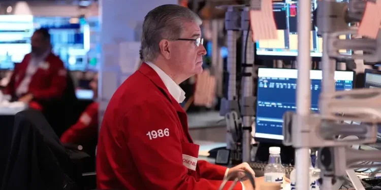 Wall Street Falls Sharply as AI Stocks Decline and Fed Rate-Cut Hopes Diminish - AP Photo/Seth Wenig