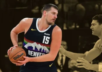 Nikola Jokic Scores 55 Points, Surpasses Shaquille O’Neal on All-Time List - Gary A. Vasquez-Imagn Images