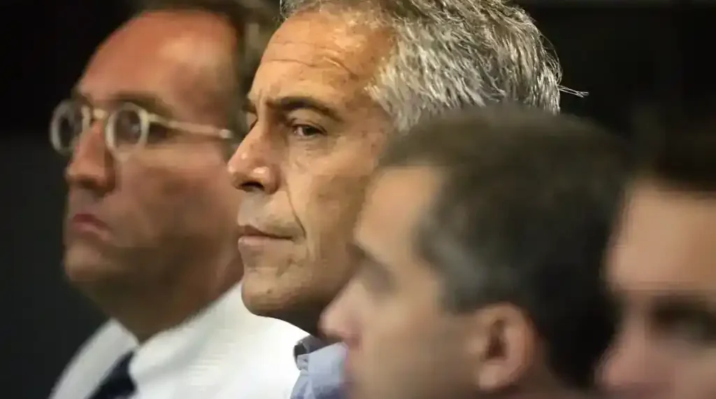Florida court approves release of Epstein grand jury records. - Uma Sanghvi/The Palm Beach Post via AP, File