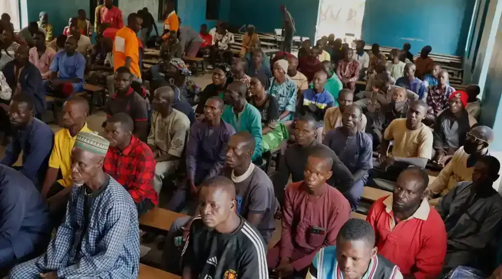 Nigerian police escort freed schoolchildren after Niger state abduction - AP Photo