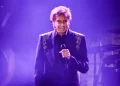 Barry Manilow performing during a recent concert appearance - Photo by Richard Shotwell/Invision/AP, File