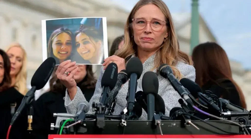 Jeffrey Epstein case files highlight early FBI complaint - Heather Diehl/Getty Images/CNN