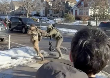 Alex Pretti confronting federal officers during Minneapolis protest - Max Shapiro via AP