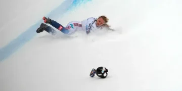 Lindsey Vonn after crashing during World Cup downhill in Switzerland - AP Photo/Giovanni Auletta