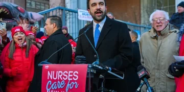 Nurses rally outside Mount Sinai West during NYC strike - AP Photo/ Ryan Murphy