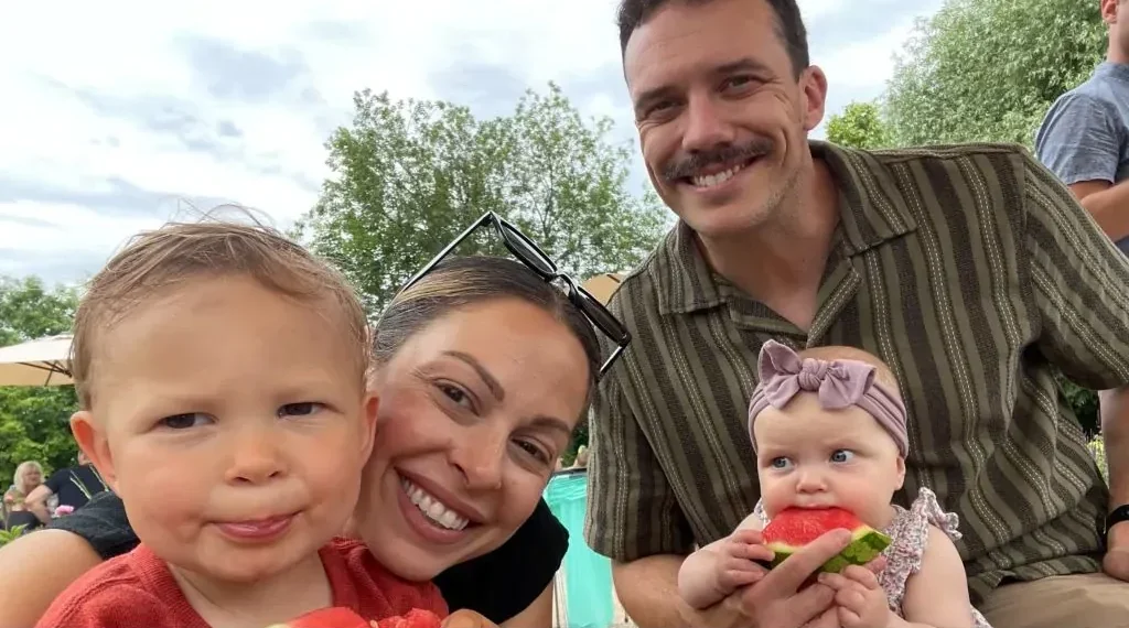 American expatriate family living long-term in Prague - @mandameybar/Amanda Meyer Barkley