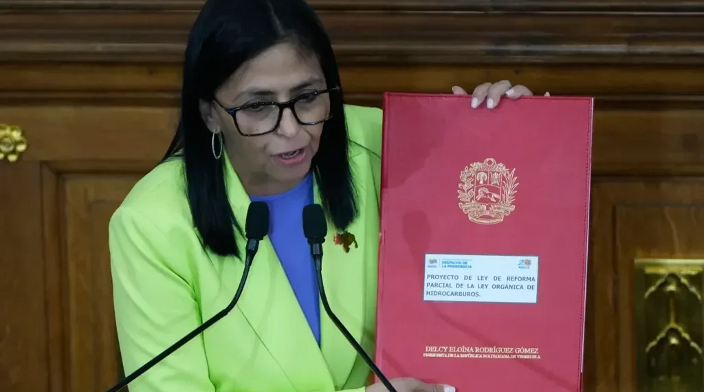 Delcy Rodríguez addresses Venezuela’s National Assembly on oil reforms - AP Photo/Ariana Cubillos