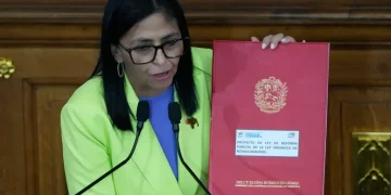 Delcy Rodríguez addresses Venezuela’s National Assembly on oil reforms - AP Photo/Ariana Cubillos