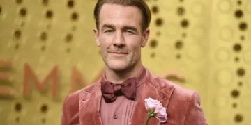 James Van Der Beek during Dawson’s Creek era promotional portrait - Photo by Richard Shotwell/Invision/AP, File
