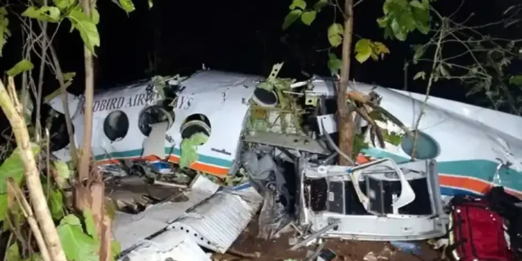 Rescue teams trekking to Jharkhand plane crash site - PTI