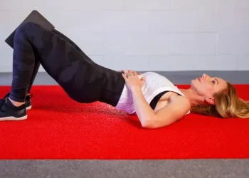Eight-minute morning routine supporting spinal alignment and mobility- image Aaron Lockwood