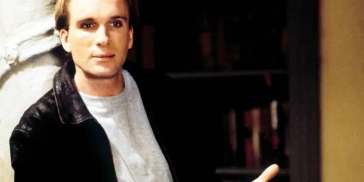 Peter Greene in character role on film set - Hollywood Pictures/Courtesy Everett Collection