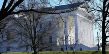 Virginia courthouse amid redistricting referendum legal dispute - AP Photo/Steve Helber, File