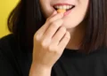 Healthy meal timing and food choices illustrating calorie absorption differences - kimberrywood/iStock