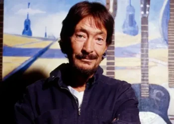 Chris Rea performing live during his later career years - Richard Ecclestone/Redferns/GettyImages