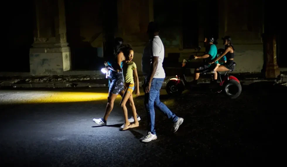 Darkened Havana skyline during nationwide Cuba power grid collapse - AP Photo/Ramon Espinosa