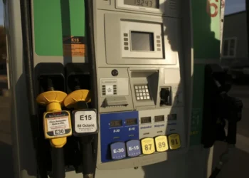 Gas station pump displaying ethanol blended gasoline option in US - Jeff Wheeler/Minnesota Star Tribune via AP