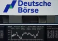 Global stock market screens reacting to oil price surge - REUTERS/staff
