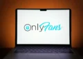 Leonid Radvinsky OnlyFans owner portrait business profile image - AP Photo/Jeff Roberson, File
