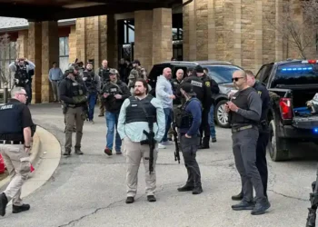 Police and emergency crews respond outside Temple Israel after Michigan synagogue attack - AP Photo/Corey Williams