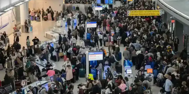 Long airport security lines during US government shutdown staffing crisis - AP Photo/Yuki Iwamura