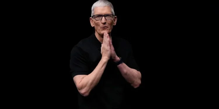 Tim Cook and Apple leadership transition to new CEO - AP Photo/Godofredo A. Vasquez, File