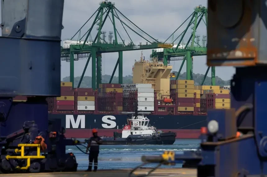 Cargo ships transiting Panama Canal amid US China sovereignty dispute - AP Photo/Matias Delacrox