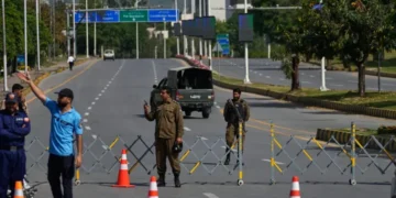 US and Iran ceasefire extension amid Pakistan diplomatic intervention tensions - AP Photo/Anjum Naveed
