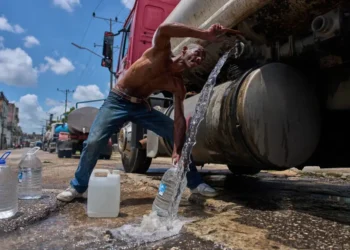 Residents in Cuba struggle with worsening water shortages and blackouts - AP Photo/Ramon Espinosa