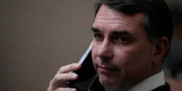 Flávio Bolsonaro during Washington visit tied to presidential campaign - AP Photo/Eraldo Peres