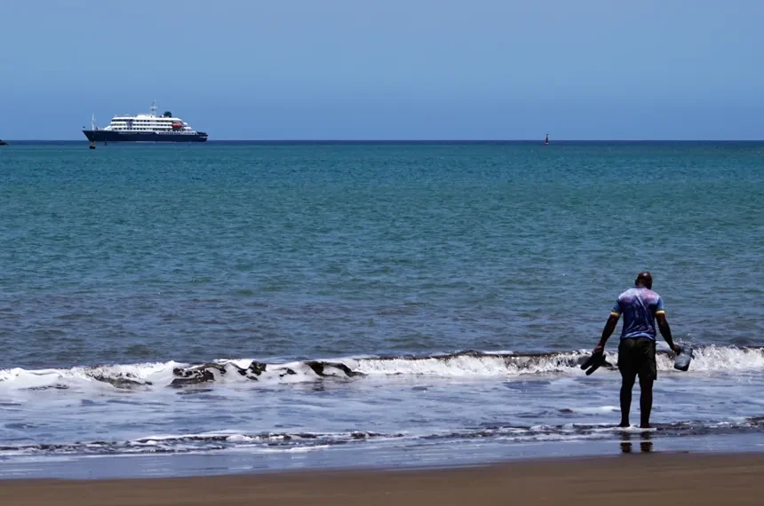 Cruise ship Hondius stranded off Cape Verde amid hantavirus outbreak - AP Photo/Arilson Almeida
