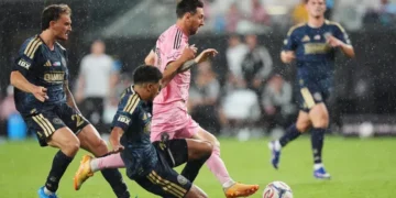 Lionel Messi leaves field after apparent hamstring issue for Inter Miami - AP Photo/Rebecca Blackwell
