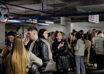 Residents seek shelter during drone alert in Vilnius Lithuania - Vygintas Skaraitis/Lrytas via AP