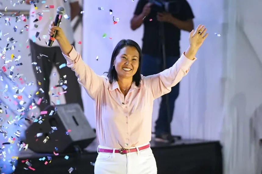 Keiko Fujimori and Roberto Sánchez during Peru presidential campaign events - AP Photo/Guadalupe Pardo